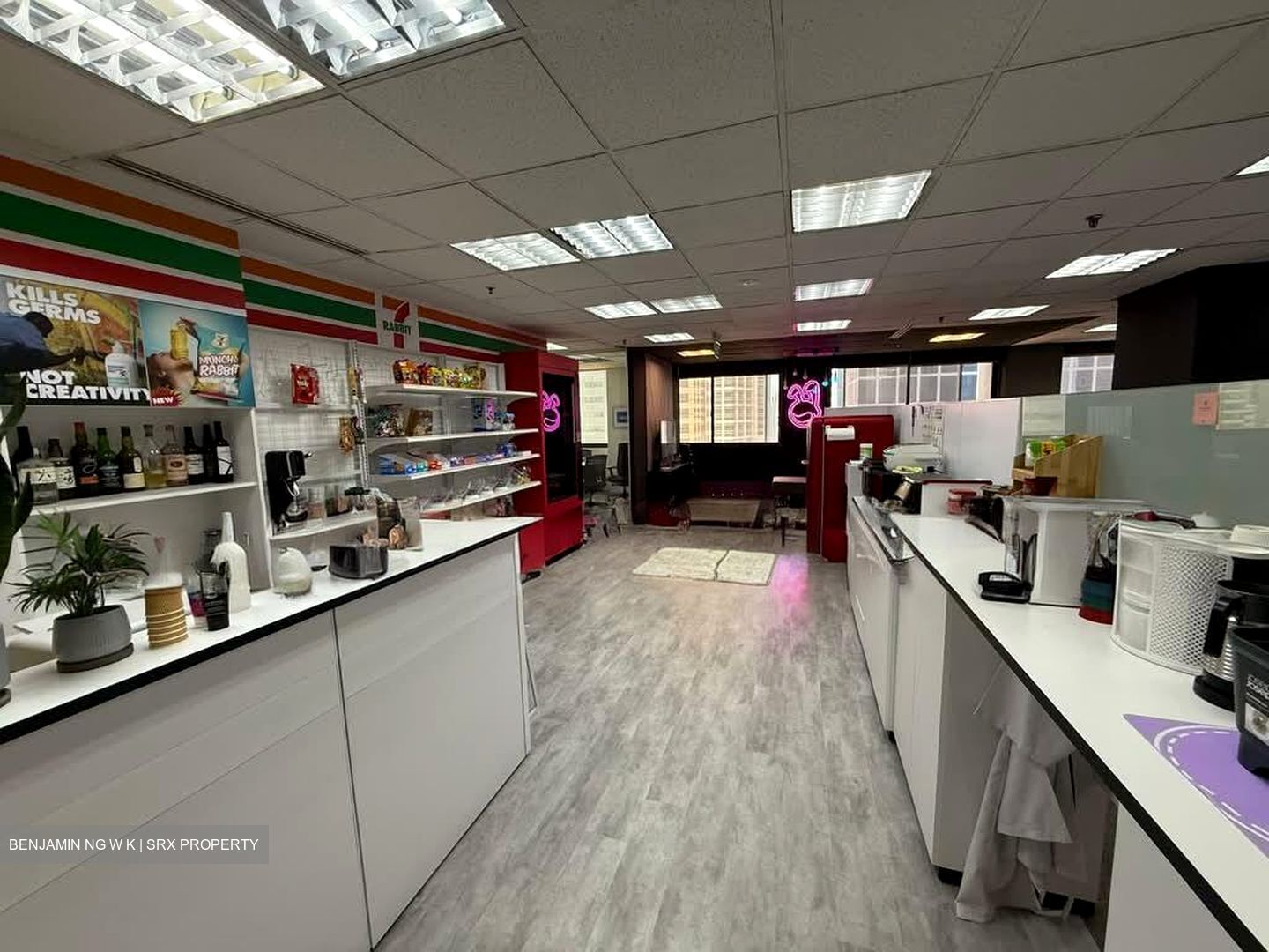Cecil Court (D1), Office #558860141